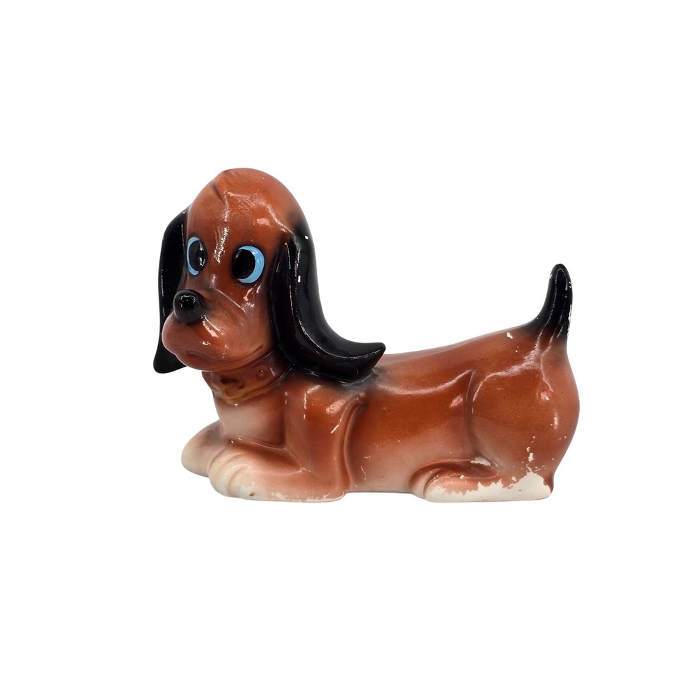 Vintage Ceramic Basset Hound Figurine Japan Blue Eyes Brown Black Dog 5.5 Inch
